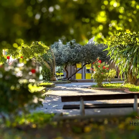 Sea 3 Min Away - Free Park - Trains 8 Min - Air Conditioner Albisola Superiore Exterior photo