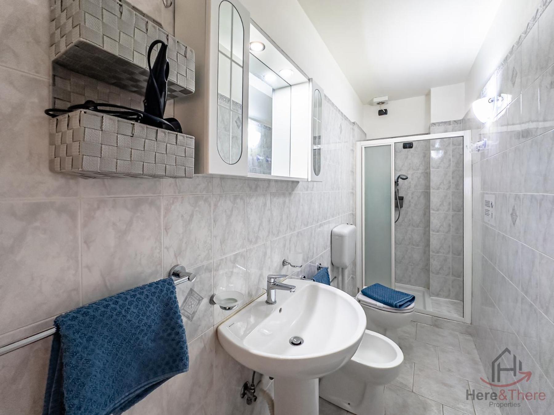 Sea 3 Min Away - Free Park - Trains 8 Min - Air Conditioner Albisola Superiore